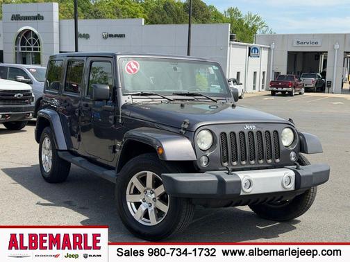 Granite Crystal Clearcoat Metallic 2014 Jeep Wrangler Unlimited Sahara