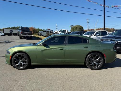 2020 Dodge Charger SXT