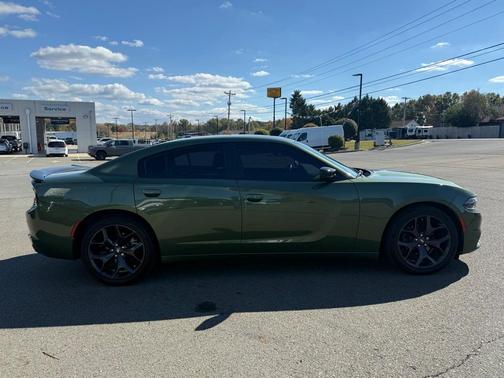 2020 Dodge Charger SXT