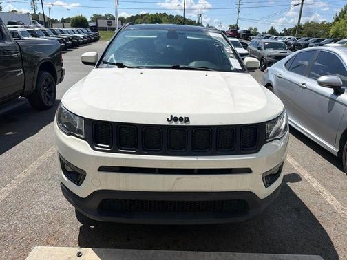 White Clearcoat 2019 Jeep Compass Latitude