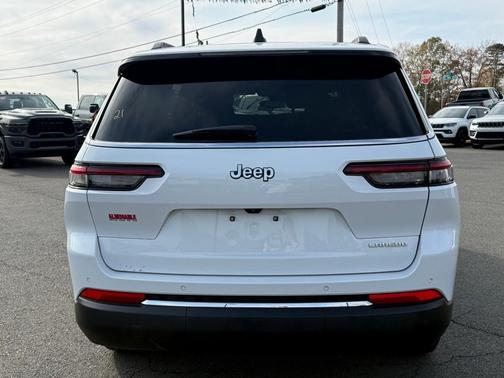 2024 Jeep Grand Cherokee L Laredo