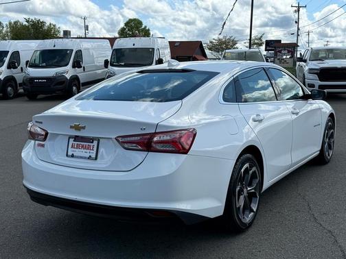 2022 Chevrolet Malibu LT