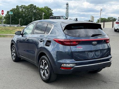 Pacific Blue 2021 Kia Sportage LX