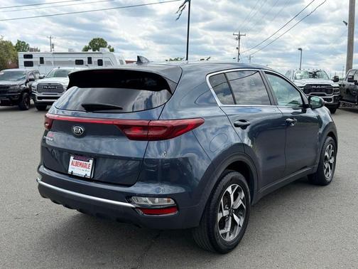 Pacific Blue 2021 Kia Sportage LX