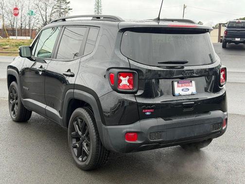 2023 Jeep Renegade Altitude