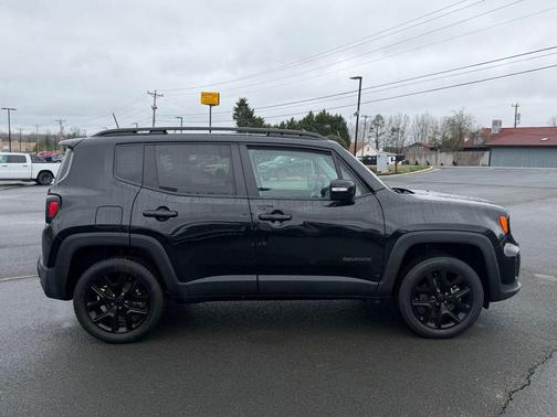 2023 Jeep Renegade Altitude