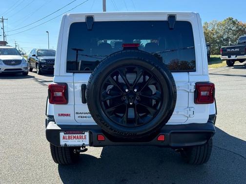 2025 Jeep Wrangler 4xe Sahara