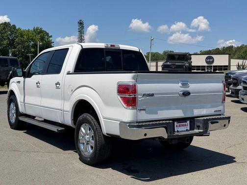 White Platinum Clearcoat Metallic 2014 Ford F-150 Lariat