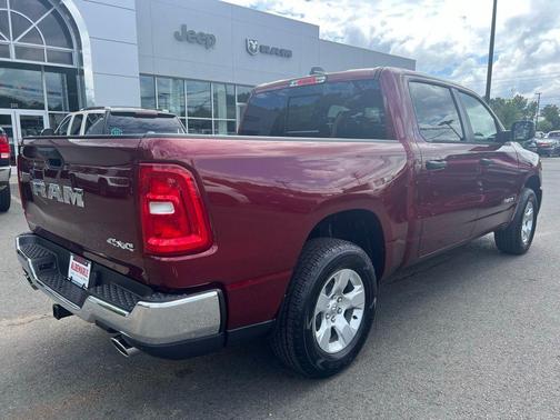 Delmonico Red Pearlcoat 2025 RAM 1500 Tradesman