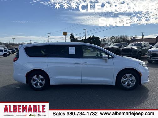 2022 Chrysler Pacifica Hybrid Touring L