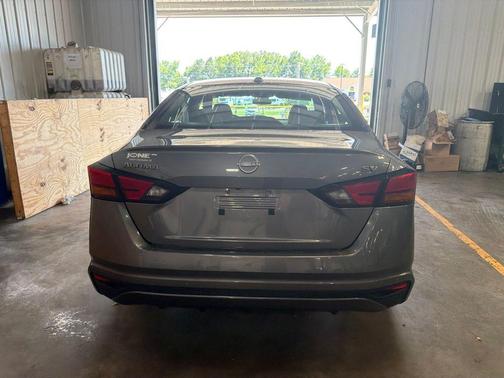 Gun Metallic 2024 Nissan Altima 2.5 SV