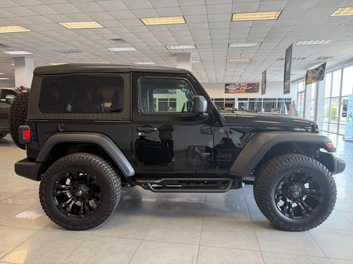 Black Clearcoat 2026 Jeep Wrangler Sport