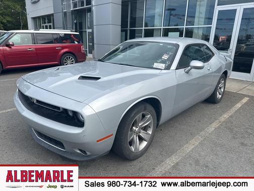 2020 Dodge Challenger SXT