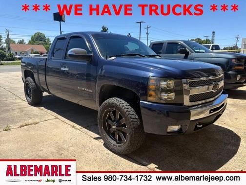 Imperial Blue Metallic 2011 Chevrolet Silverado 1500 LT