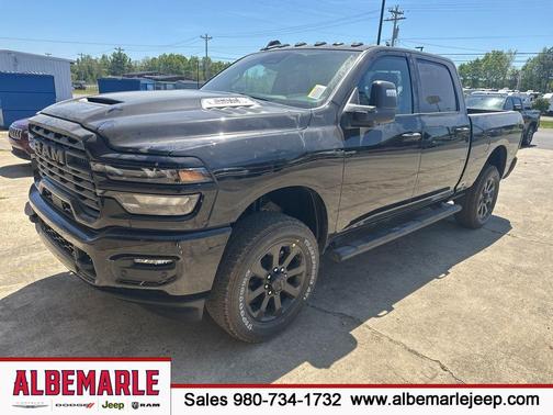 Diamond Black 2026 RAM 2500 Tradesman