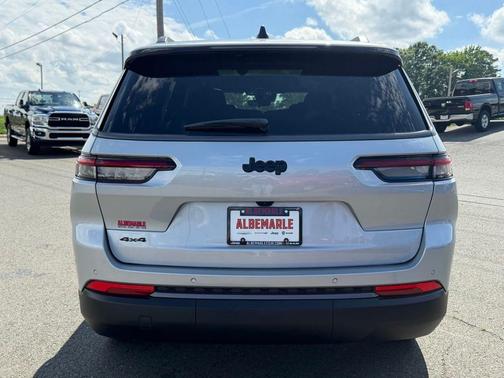 Silver Zynith 2026 Jeep Grand Cherokee L Limited