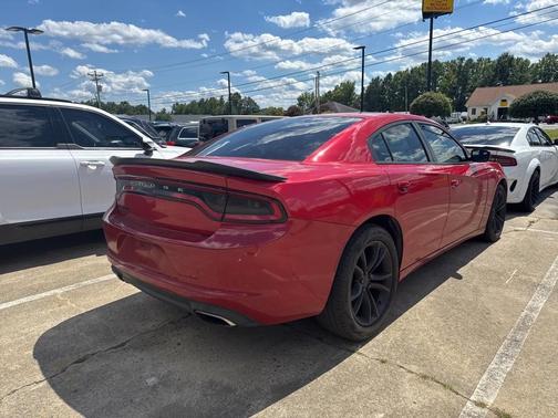 2016 Dodge Charger SE