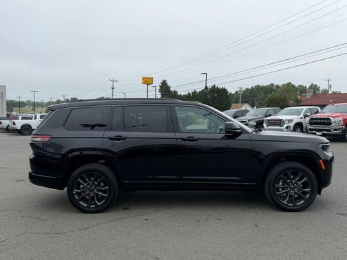 Diamond Black 2026 Jeep Grand Cherokee L Limited