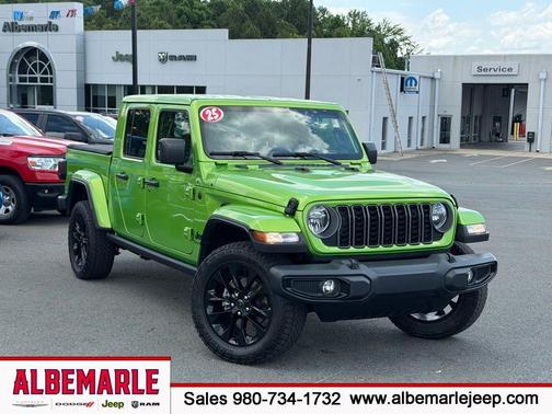 Mojito! Clearcoat 2025 Jeep Gladiator Sport