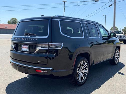 Diamond Black 2024 Jeep Grand Wagoneer Series III