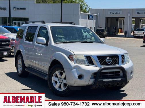 Brilliant Silver 2012 Nissan Pathfinder SV