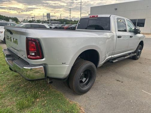 Silver Zynith 2026 RAM 3500 Tradesman