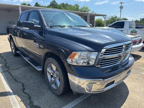2019 RAM 1500 Classic SLT