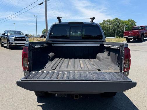 Gun Metallic 2017 Nissan Frontier SV