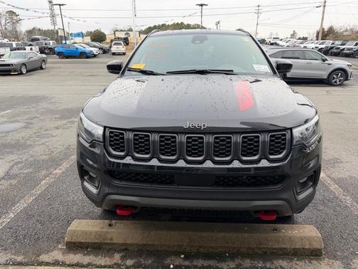 2025 Jeep Compass Trailhawk