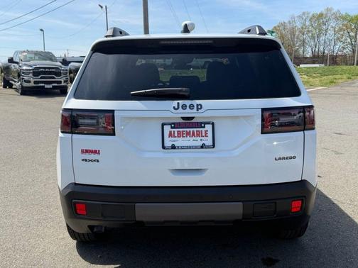 Bright White Clearcoat 2026 Jeep Cherokee LAREDO/LIMITED