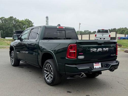 Serrano Red 2026 RAM 1500 Limited