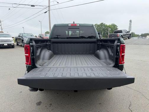Serrano Red 2026 RAM 1500 Limited