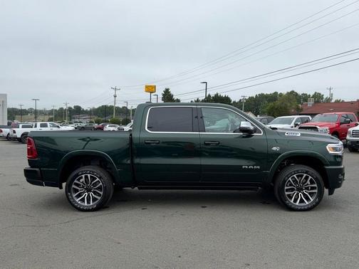 Serrano Red 2026 RAM 1500 Limited