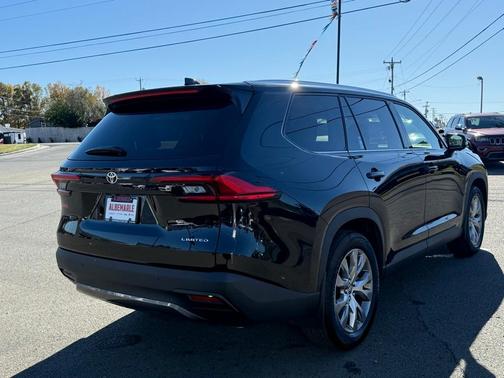 2024 Toyota Grand Highlander LIMITED