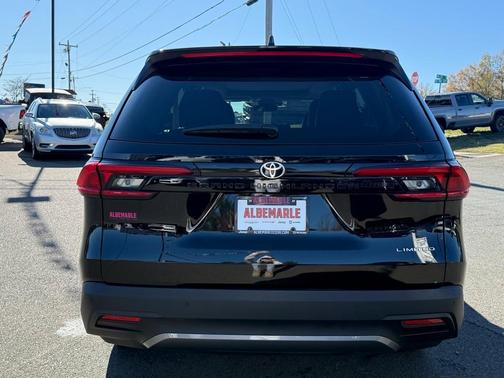 2024 Toyota Grand Highlander LIMITED