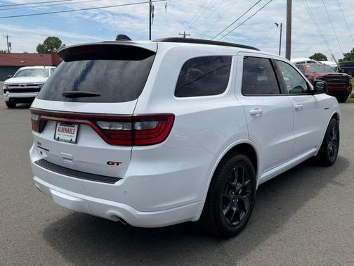 White Knuckle Clearcoat 2026 Dodge Durango GT Plus HEMI V8