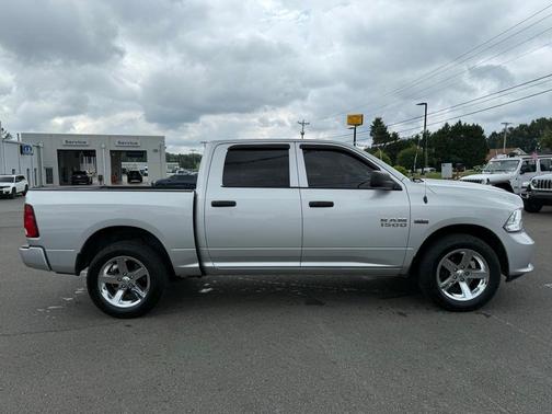 2017 RAM 1500 Express