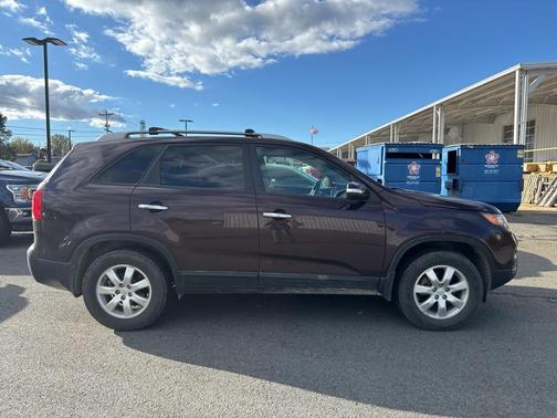 2011 Kia Sorento LX