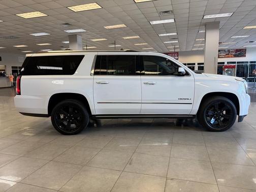 2017 GMC Yukon XL Denali