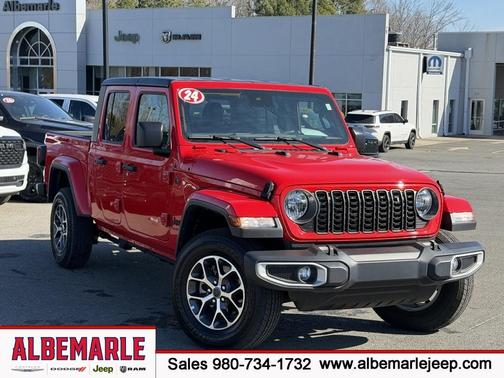 2024 Jeep Gladiator Sport