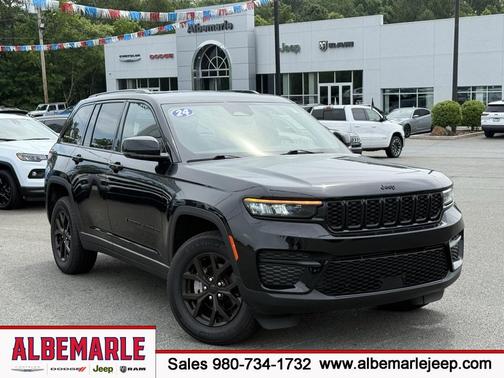2024 Jeep Grand Cherokee Laredo