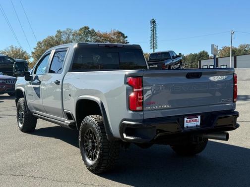 2025 Chevrolet Silverado 2500 ZR2