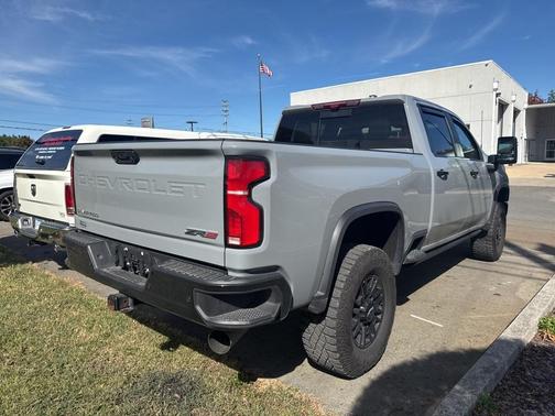 2025 Chevrolet Silverado 2500 ZR2