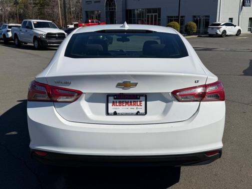 2021 Chevrolet Malibu LT