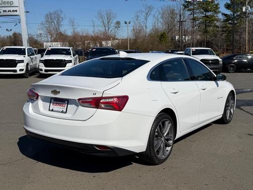 2021 Chevrolet Malibu LT