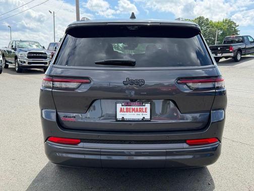 Metallic 2026 Jeep Grand Cherokee L Limited