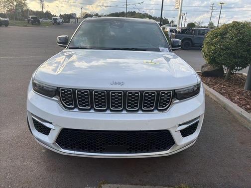 Bright White Clearcoat 2024 Jeep Grand Cherokee Summit