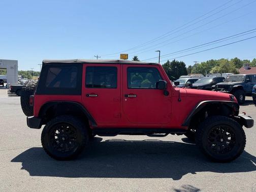 Firecracker Red Clearcoat 2017 Jeep Wrangler Unlimited Sport