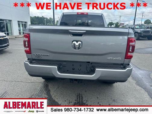 Billet Silver Metallic Clearcoat 2024 RAM 2500 Laramie