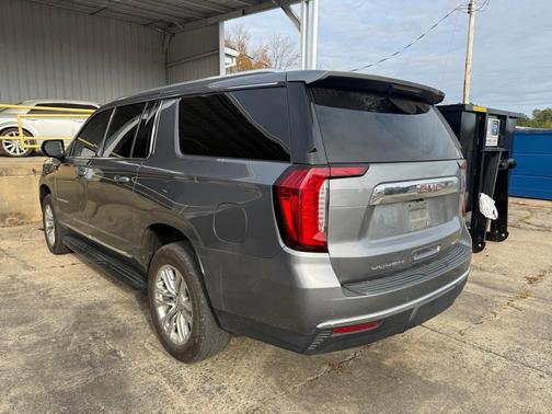 2021 GMC Yukon XL SLT
